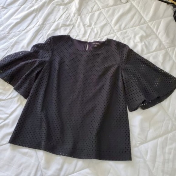 BANANA REPUBLIC Perforated Flutter Sleeve Top - Picture 4 of 13